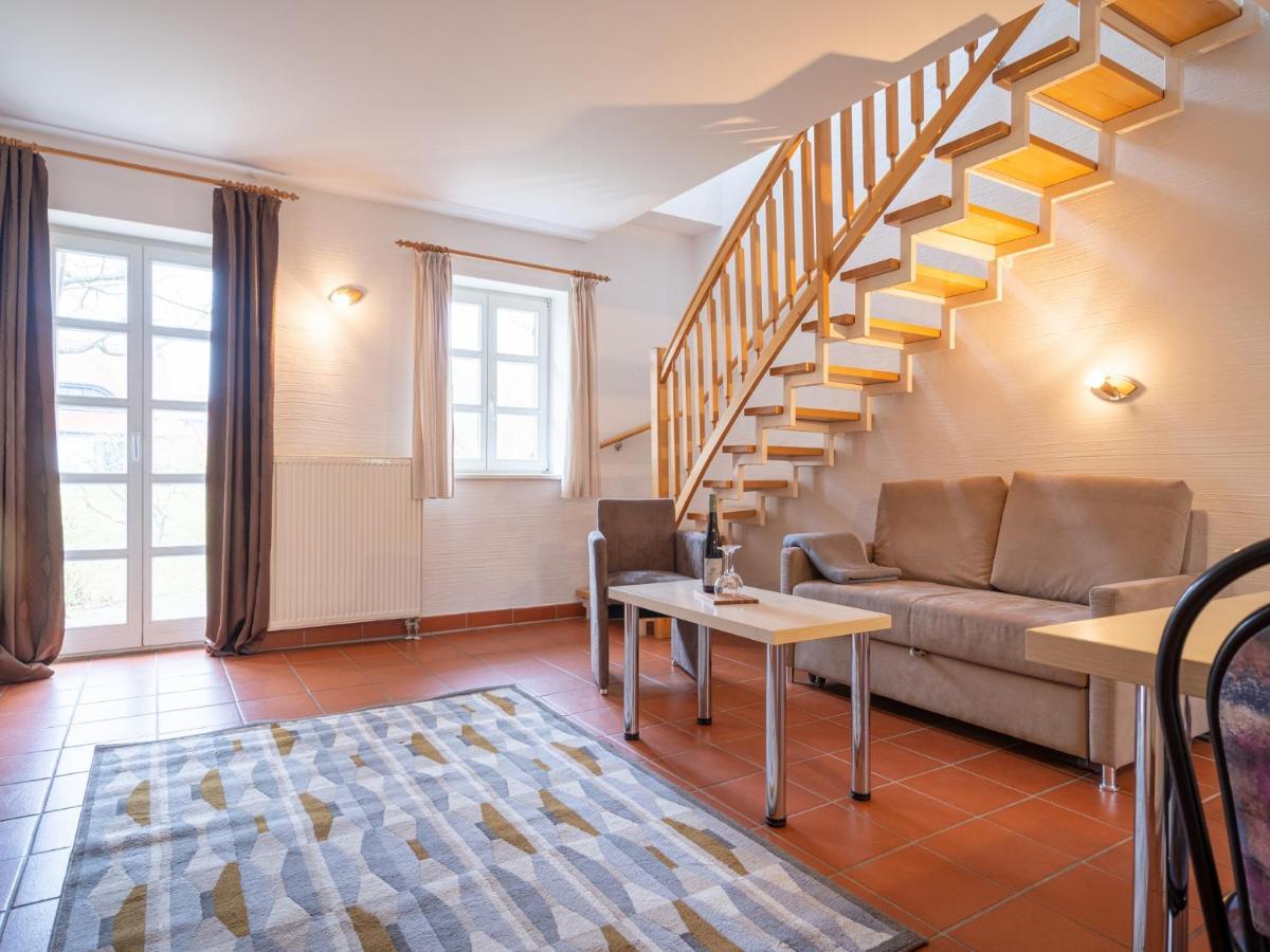 Feriendorf Rugana - Budget Appartement Mit 2 Schlafzimmern Und Terrasse A26 Dranske Ngoại thất bức ảnh